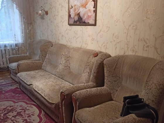 Здається 3х кімната квартира по вул Юності.