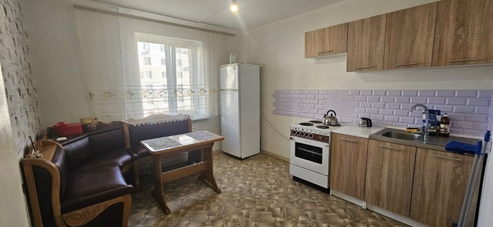 Оренда великої 1к.кв на Космосі вул. Олімпійська - фото 1