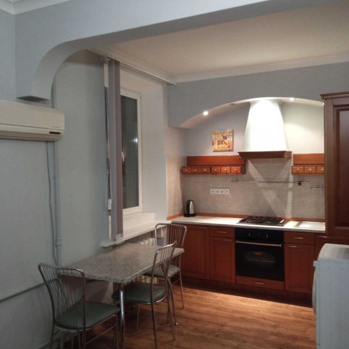 Сдается 2-х к. полнометражная квартира с ремонтом в районе Сталеваров - фото 1