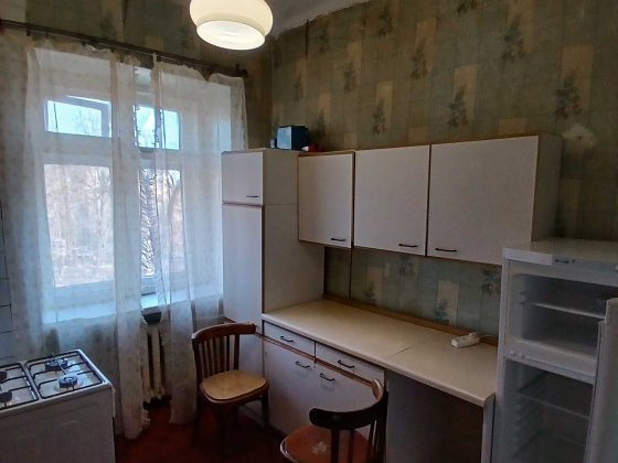 Долгосрочная аренда трехкомнатной на Круговой, возле стадиона "Стрела" Запорожье