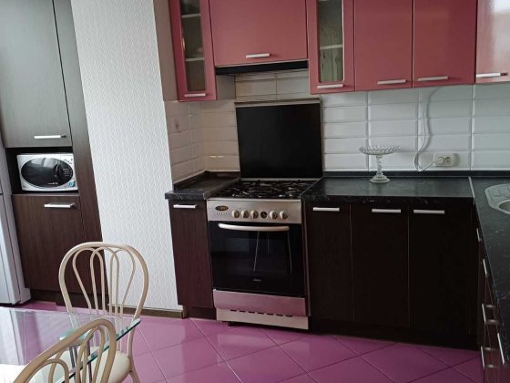 Сдам 2 комнатную квартиру на Гагарина /Дафи Днепр