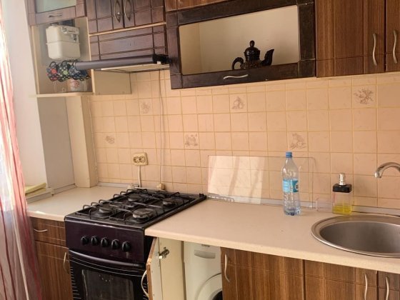 Сдам 1 кв ТРК Украина, Познанская  3500 гр. Харків