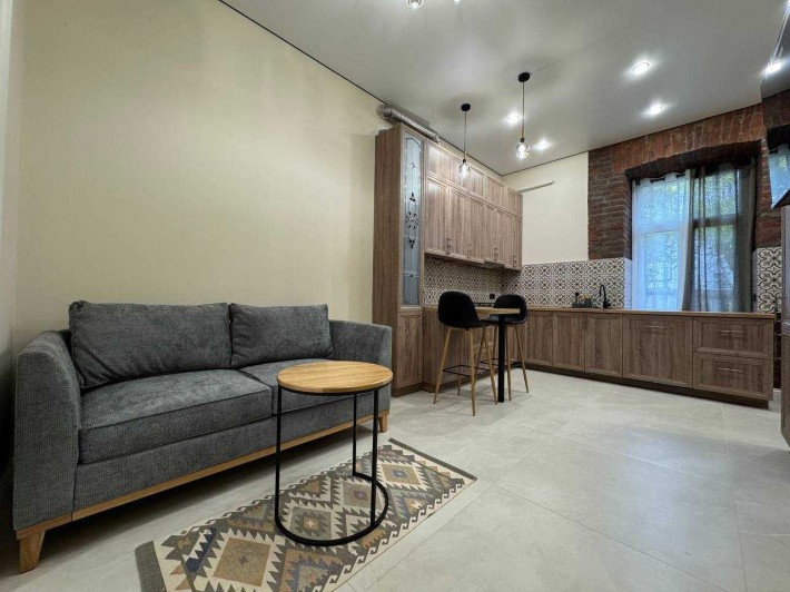 Оренда 1 кімнатної квартири по вул. Олени Степанівни - фото 1