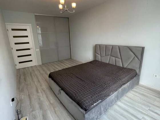 Оренда однокімнатної квартири з кухнею-студією, вул. Залізнична новоб Львов