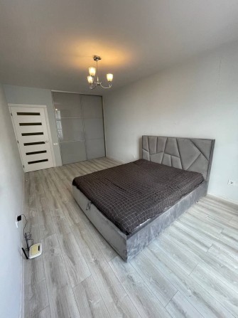 Оренда однокімнатної квартири з кухнею-студією, вул. Залізнична новоб - фото 1