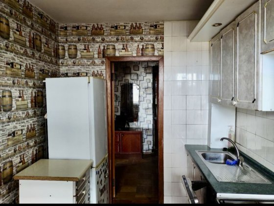 Сдам 3 х квартиру на Титова ул  Строителей Дніпро