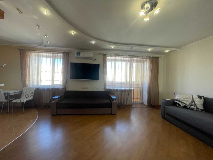 Сдам квартиру - студию в центре Одессы, ул. Дюковская - фото 1