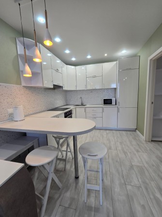 Сдам стильную евродвушку Левада,Заливная,рядом центр города - фото 1