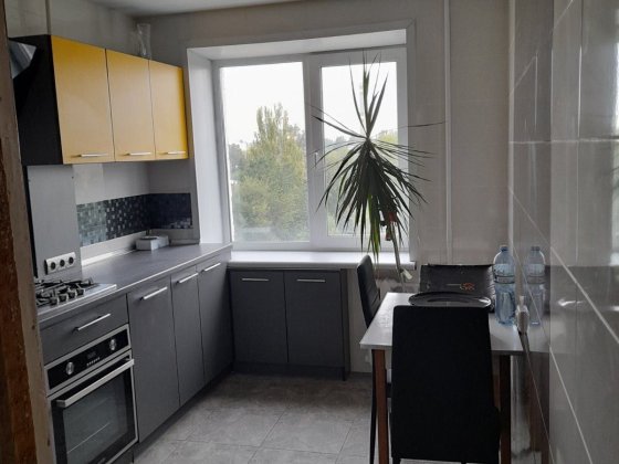 Здам 2-кімнатну квартиру Запорожье