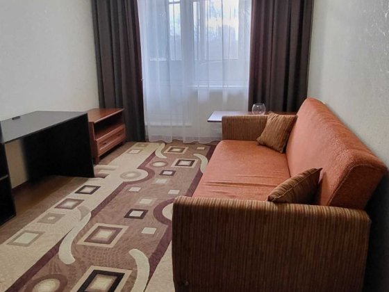 СДАМ  1-комн квартиру у  ст. метро Защитников Украины и Спортивная MV Харків