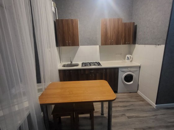 Здам 2К квартиру на Замарстинівській 12 (центр, Форум, Опера). Власник Львів