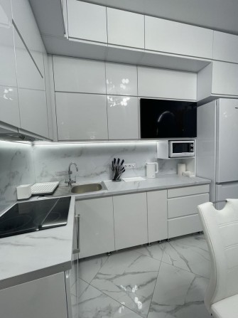 Реальна оренда 1 кім. Квартири по вул . М. Вовчка (ближній центр) - фото 1