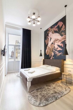 Оренда 3-кім. квартири в центрі на вул. Личаківська - фото 1