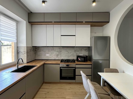 Оренда сучасного котеджу 180 м кв. неподалік від Львова, Сокільники Сокільники