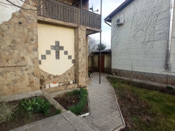 Сдам дом, первый Совиньон, два этажа, ремонт, вся мебель и техника! Лиманка