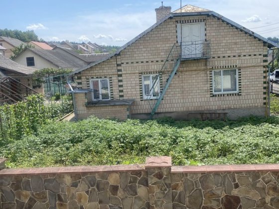 Здається в оренду житловий будинок в Бучачі Бучач