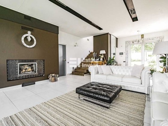 Здається 2-поверховий будинок в селі Коротич, Харківський р-н Коротич