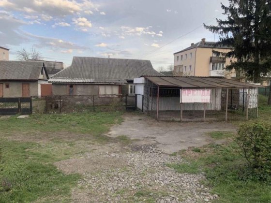 Здаться в оренду будинок центр міста Красилов