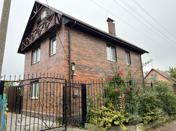 Оренда сучасного будинку у передмісті - фото 1