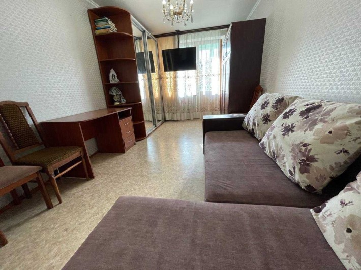 Трехкомнатная кв. Защитников Украины, Спортивная - фото 1