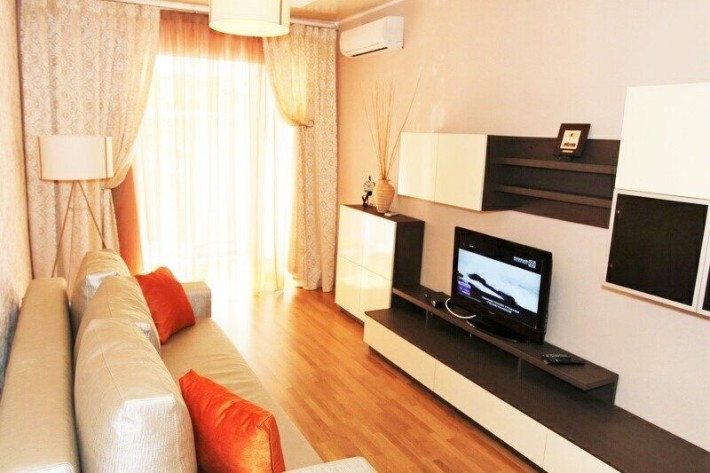 Сдам 3х кім. квартиру на Дерибасівський - фото 1