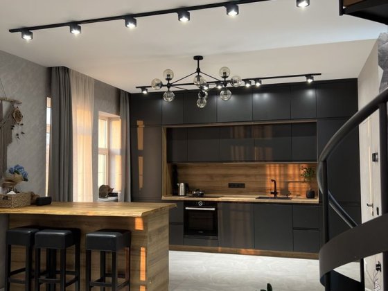 Шикарный пентхаус с авторским ремонтом в клубном доме элит-класса! Одесса