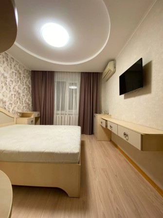 Сдам 2 комнатную квартиру на Королева 81 новая чистая - фото 1