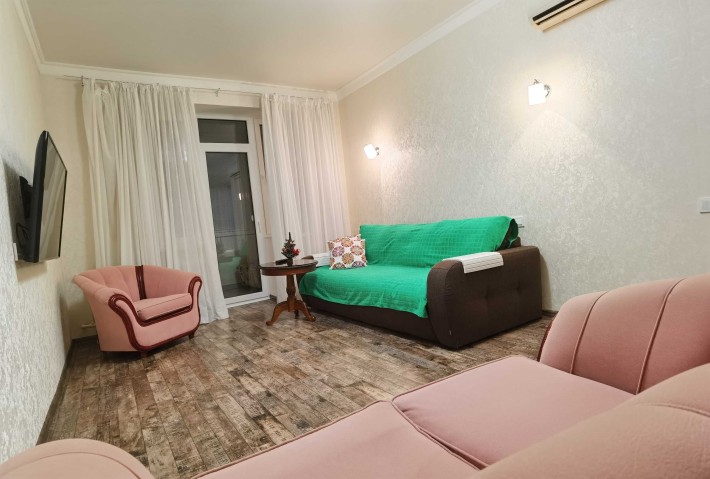 Красивая квартира с 2 отдельными спальнями, современный ремонт, Примор - фото 1