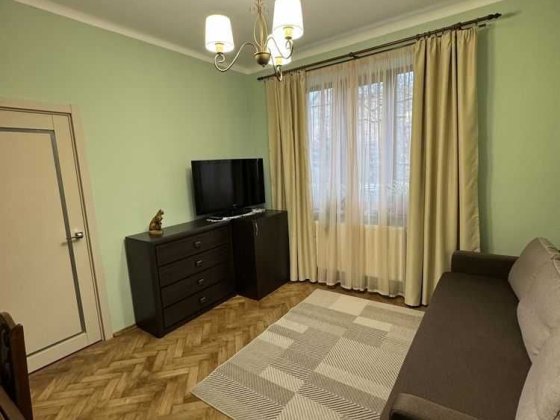 Оренда 1-кімнатної квартири по вул. Мучна Ближній Центр Міста