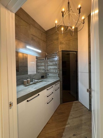 Розкішна 2 к квартира в Центрі . авторський ремонт. Стрийський Парк. - фото 1