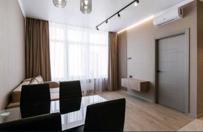 Сдам 1к 50 метров. 42 Жемчужина Аркадия. Без комиссии. - фото 1