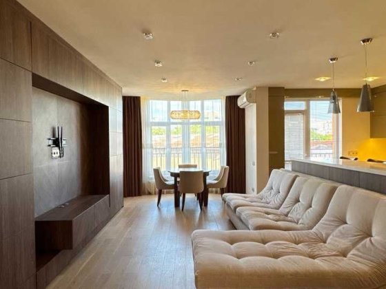 Оренда 3 кім. квартири вул. Залізнична Львів