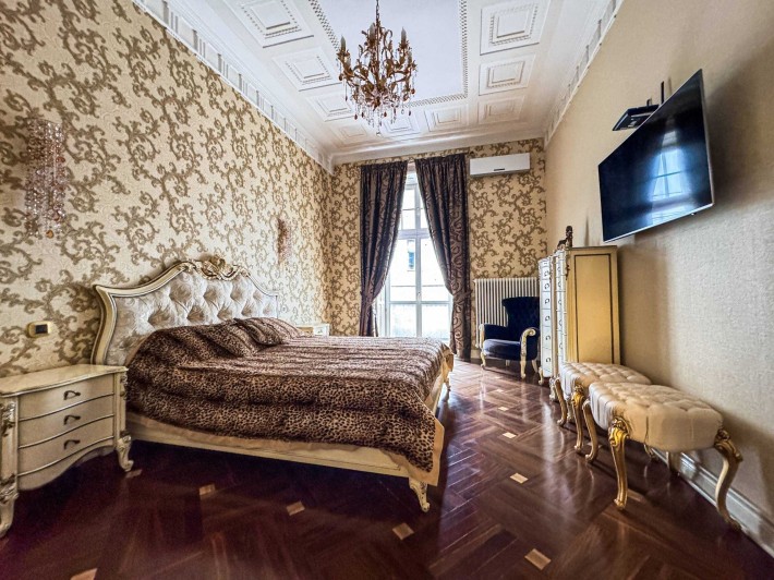 Оренда квартири у центрі Львова, вул. Словацького (Головна пошта) - фото 1