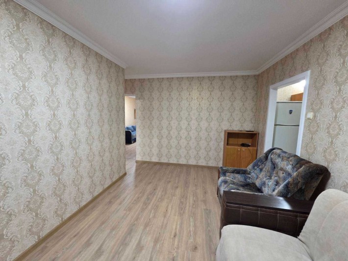 Сдам 3 комнатную квартиру на Среднефонтанской - фото 1