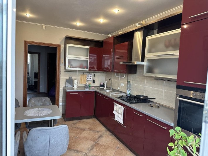 Оренда 3х кім кв вул РОКСОЛЯНИ. НОВОБУД Залізничний рн. м Львів. - фото 1