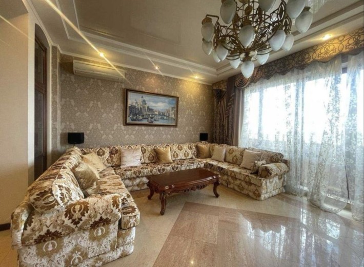 Аренда 5к.кв. 250 квм Центр м.Научная Новострой - фото 1