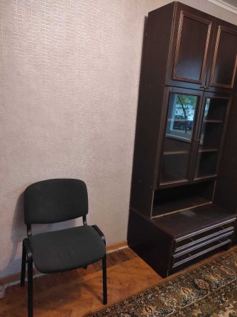 Сдам однокомнатную квартиру в Индустриальном районе возле рынка ХТЗ. - фото 1