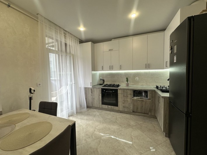 Оренда однокімнатна квартира вул. Угорська - фото 1