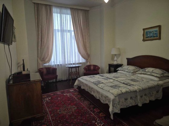 Здам квартиру бічна пр.Свободи центр біля оперного Львов