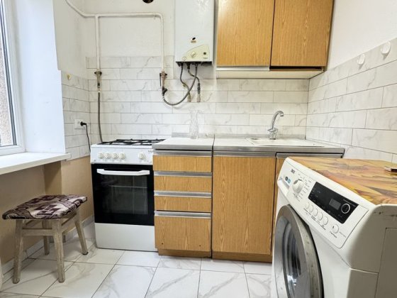 Оренда 1 к квартира вул.Черемшини початок(бічна Личаківської) Львів