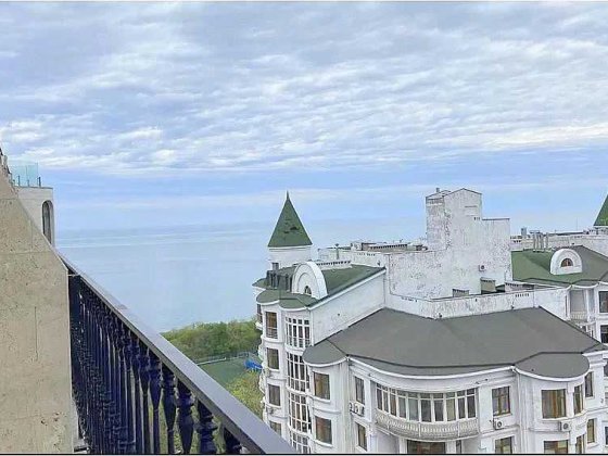 видовая белоснежная квартира в жк Граф, трасса Здоровья Одесса