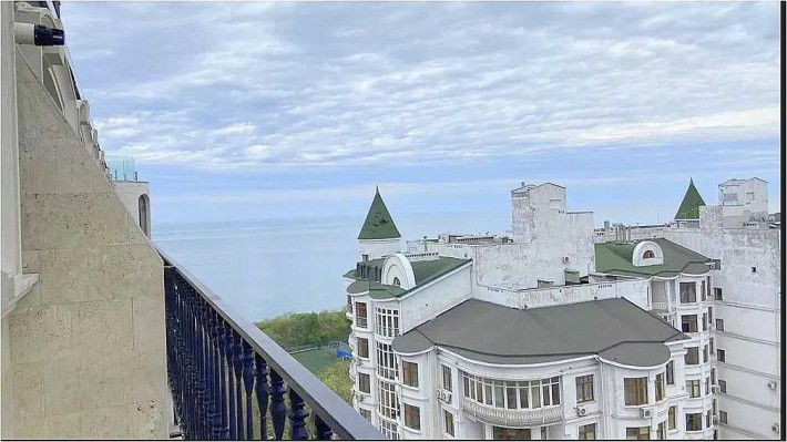 видовая белоснежная квартира в жк Граф, трасса Здоровья - фото 1