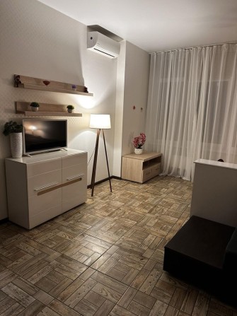 Сдам 1 ком. 48м2 Каманина -Аркадия - фото 1