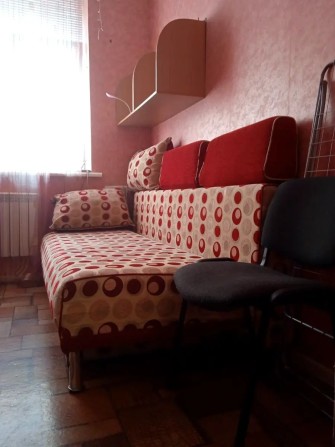 Сдам гостинку метро Масельского, ЖК Садовый город - фото 1