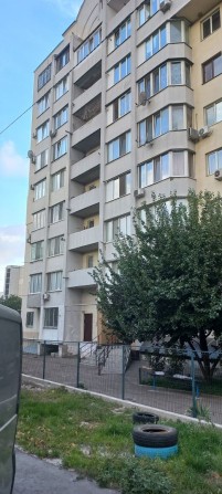 Сдаю 1-кв Центр ул.Скидановская, Дом с Паргингом- 10тыс.гр - фото 1