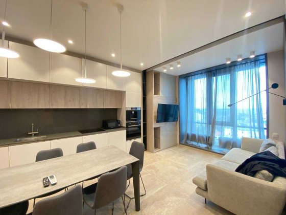 видео!  Башня Чкалов, двуспальная квартира, центр города Одеса