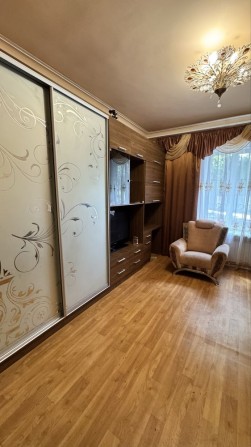 СВОЯ 2х Сталинка автономное отопление Петровского верх - фото 1