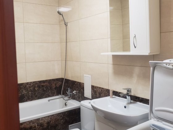 Оренда 1 -к квартири Угринов