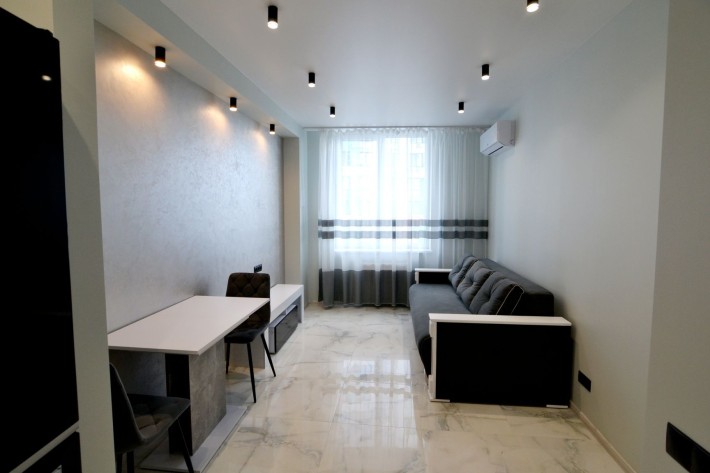 Здам 1 к ЖК Crystal Avenue, Академістечко, Житомирська, Оксамитова 11а - фото 1