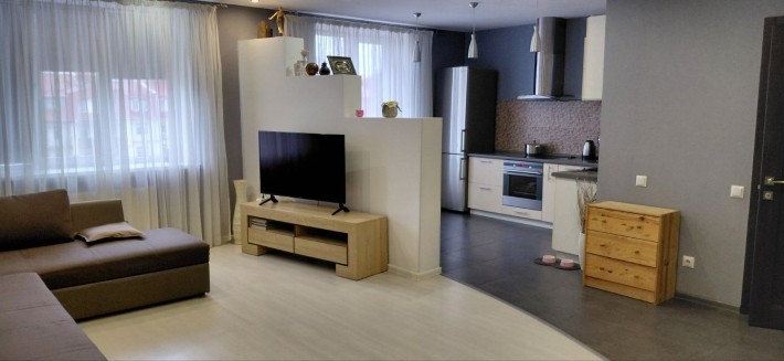 Здається 1 кімнатна на Лобановського, Чайки - фото 1